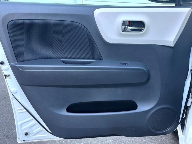 ＭＲワゴン １０ｔｈアニバーサリー　リミテッド　バックカメラ　禁煙車　スマートキー　ＥＴＣ　オートライト　オートエアコン　純正１４インチアルミ　ＣＤ（38枚目）