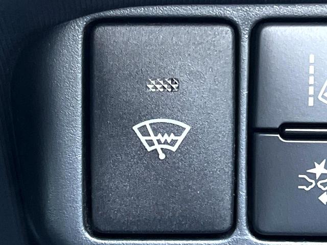アクア S バックカメラ 衝突被害軽減システム スマートキー LEDヘッド ETC オートハイビーム 車線逸脱警報 オートライト オートエアコン 純正16インチアルミ Bluetooth LEDフォグ(25枚目)