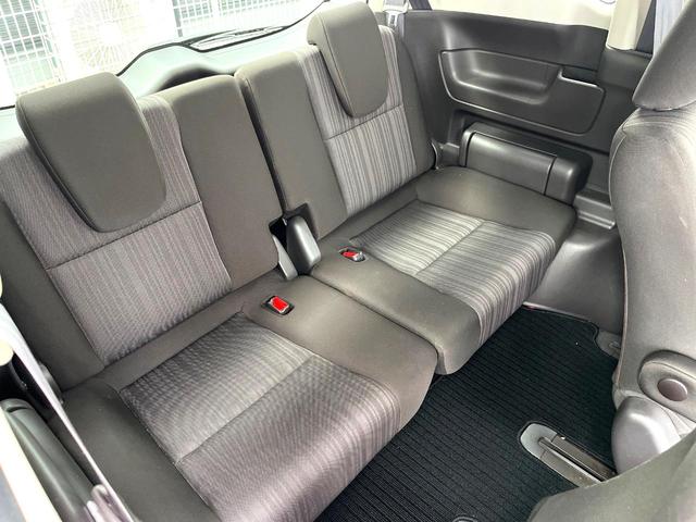 フリード G 両側電動ドア バックカメラ スマートキー ビルトインETC オートエアコン Bluetooth CD DVD再生 地デジ 横滑り防止装置 電動格納ミラー アイドリングストップ ドアバイザー(10枚目)