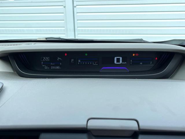 フリード G 両側電動ドア バックカメラ スマートキー ビルトインETC オートエアコン Bluetooth CD DVD再生 地デジ 横滑り防止装置 電動格納ミラー アイドリングストップ ドアバイザー(22枚目)