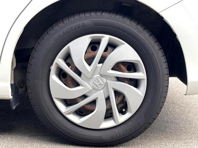 フリード G 両側電動ドア バックカメラ スマートキー ビルトインETC オートエアコン Bluetooth CD DVD再生 地デジ 横滑り防止装置 電動格納ミラー アイドリングストップ ドアバイザー(48枚目)