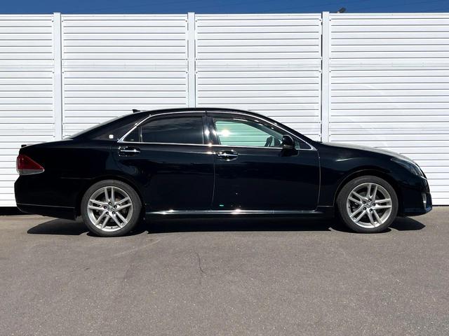 クラウン アスリート 純正ナビ バックカメラ HIDヘッド パワーシート ビルトインETC クルーズコントロール オートライト デュアルエアコン 純正18インチアルミ CD DVD再生 フルセグTV(46枚目)