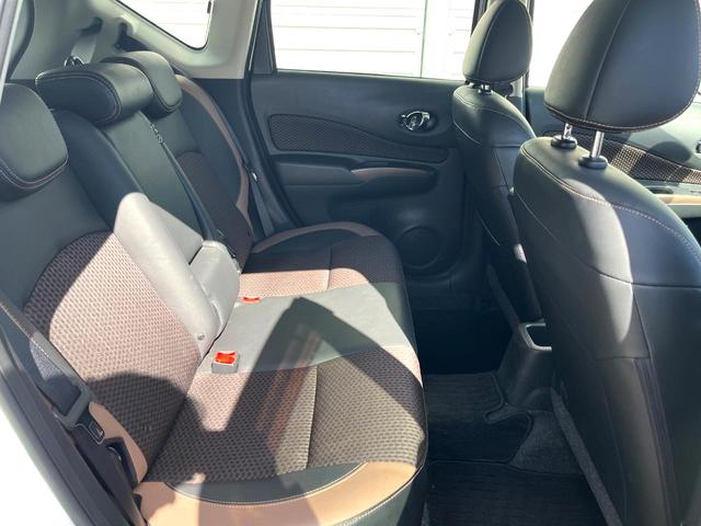 ノート ｅ－パワー　メダリスト　純正ＳＤナビ　衝突被害軽減システム　禁煙車　ハーフレザーシート　スマートキー　オートライト　オートエアコン　純正１５インチアルミ　Ｂｌｕｅｔｏｏｔｈ　ＣＤ　ＤＶＤ再生　フルセグ（34枚目）