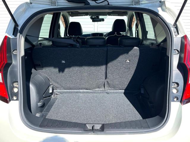 ノート ｅ－パワー　メダリスト　純正ＳＤナビ　衝突被害軽減システム　禁煙車　ハーフレザーシート　スマートキー　オートライト　オートエアコン　純正１５インチアルミ　Ｂｌｕｅｔｏｏｔｈ　ＣＤ　ＤＶＤ再生　フルセグ（39枚目）