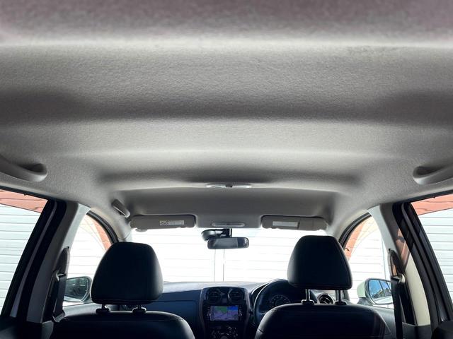 ノート ｅ－パワー　メダリスト　純正ＳＤナビ　衝突被害軽減システム　禁煙車　ハーフレザーシート　スマートキー　オートライト　オートエアコン　純正１５インチアルミ　Ｂｌｕｅｔｏｏｔｈ　ＣＤ　ＤＶＤ再生　フルセグ（40枚目）