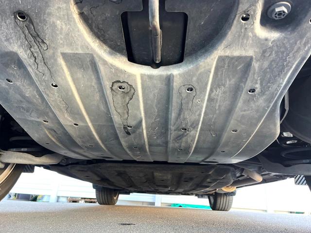 ヴェゼル ハイブリッドRS・ホンダセンシング 純正ナビ バックカメラ 衝突被害軽減システム レーダークルーズ ハーフレザーシート ドラレコ スマートキー LEDヘッド ビルトインETC オートライト オートエアコン 純正15インチアルミ(19枚目)