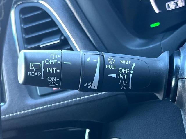 ヴェゼル ハイブリッドRS・ホンダセンシング 純正ナビ バックカメラ 衝突被害軽減システム レーダークルーズ ハーフレザーシート ドラレコ スマートキー LEDヘッド ビルトインETC オートライト オートエアコン 純正15インチアルミ(28枚目)