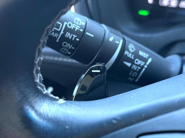 ヴェゼル ハイブリッドRS・ホンダセンシング 純正ナビ バックカメラ 衝突被害軽減システム レーダークルーズ ハーフレザーシート ドラレコ スマートキー LEDヘッド ビルトインETC オートライト オートエアコン 純正15インチアルミ(30枚目)