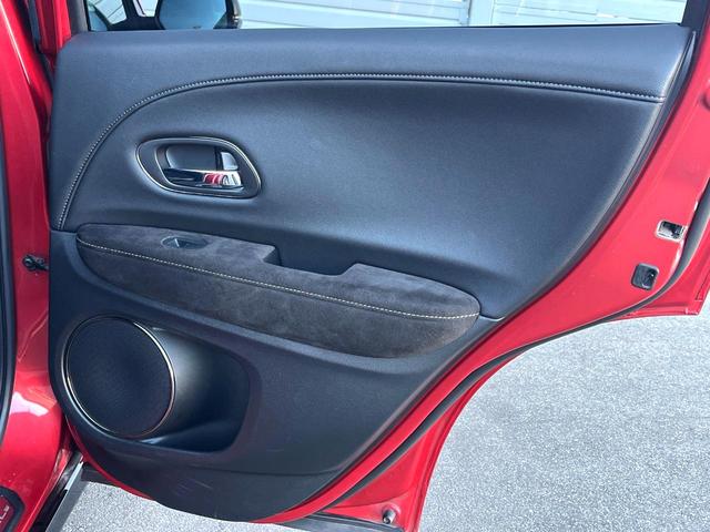 ヴェゼル ハイブリッドRS・ホンダセンシング 純正ナビ バックカメラ 衝突被害軽減システム レーダークルーズ ハーフレザーシート ドラレコ スマートキー LEDヘッド ビルトインETC オートライト オートエアコン 純正15インチアルミ(41枚目)