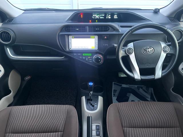 アクア G 禁煙車 純正SDナビ バックカメラ スマートキー LEDヘッドライト ETC オートライト オートエアコン CD 地デジ クリアランスソナー(2枚目)