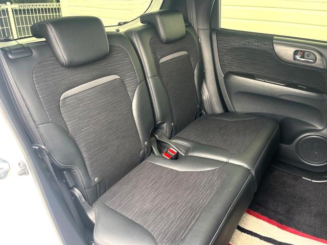 N-ONE プレミアム 純正SDナビ バックカメラ ハーフレザーシート ドラレコ スマートキー HIDヘッド クルコン オートライト オートエアコン 14インチアルミ Bluetooth CD DVD再生 フルセグ(9枚目)