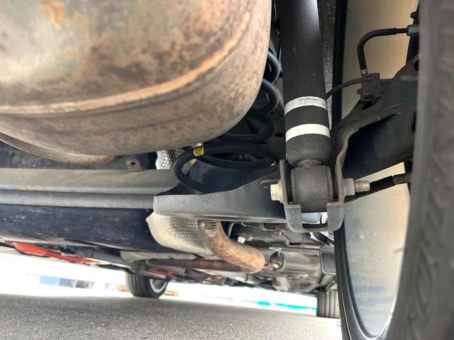 アクア Sスタイルブラック SDナビ バックカメラ 衝突被害軽減システム コーナーセンサー ETC 車線逸脱警報 オートライト オートエアコン Bluetooth CD DVD再生 フルセグ 電動格納ミラー(55枚目)