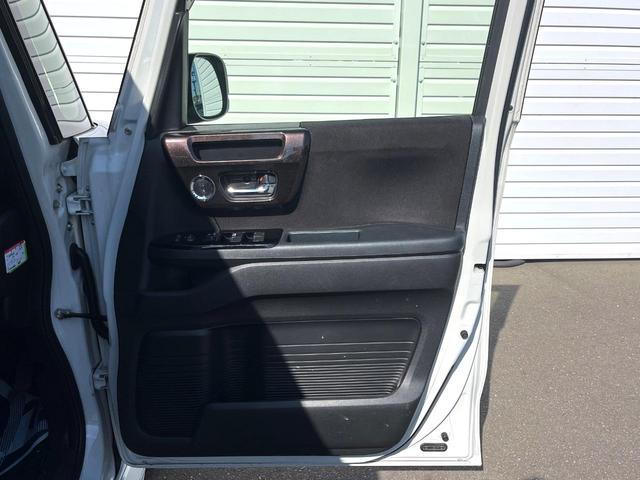 N-BOXカスタム G・Lターボホンダセンシング ターボ 両側電動ドア バックカメラ 衝突被害軽減システム レーダークルーズ 禁煙車 ハーフレザーシート ドラレコ コーナーセンサー LEDヘッド ビルトインETC 車線逸脱警報 オートライト(43枚目)