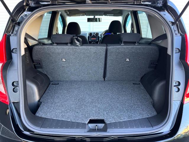 ノート X DIG-S スマートキー オートエアコン 純正15インチアルミ CD アイドリングストップ(33枚目)