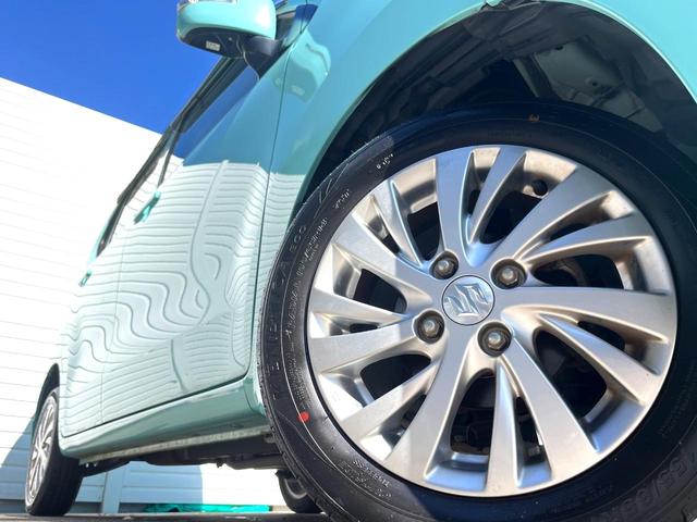 【純正１４インチアルミホイール】外観にマッチした純正アルミホイールを装着しております。各種社外アルミホイールや、スタッドレスタイヤも取扱いしております。是非ご相談ください♪