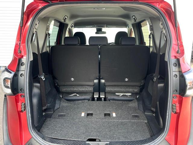 シエンタ Ｇ　純正ナビ　トヨタセーフティセンス　両側電動ドア　バックカメラ　衝突被害軽減システム　車線逸脱警報　オートエアコン　Ｂｌｕｅｔｏｏｔｈ　ＣＤ　ＤＶＤ再生　フルセグ（10枚目）