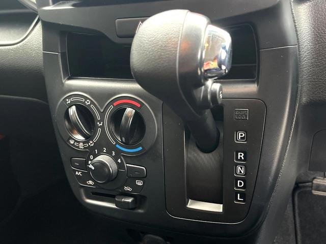 ソリオ Ｇ　電動スライドドア　ＳＤナビ　ＣＤ　ＤＶＤ再生　フルセグ　スマートキー　電動格納ミラー　盗難防止装置　ドアバイザー（6枚目）