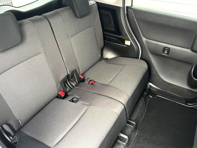 ソリオ Ｇ　電動スライドドア　ＳＤナビ　ＣＤ　ＤＶＤ再生　フルセグ　スマートキー　電動格納ミラー　盗難防止装置　ドアバイザー（9枚目）