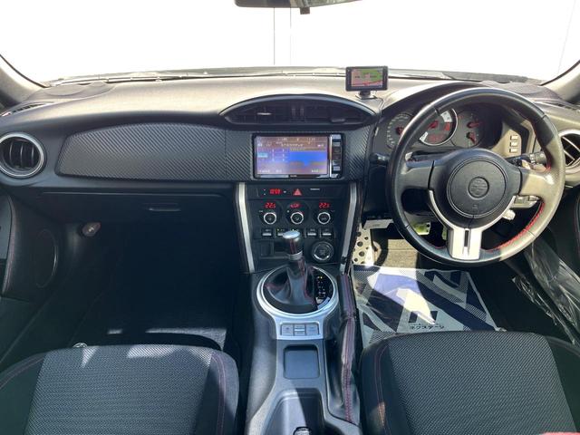 ８６ ＧＴ　バックカメラ　禁煙車　ドラレコ　スマートキー　ＨＩＤヘッド　ＥＴＣ　クルコン　純正１７インチアルミ　デュアルエアコン　Ｂｌｕｅｔｏｏｔｈ　ＣＤ　ＤＶＤ再生　フルセグ　パドルシフト（2枚目）