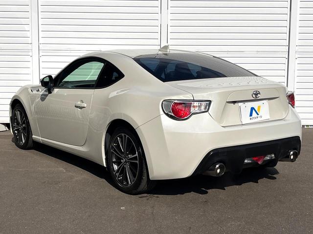 ８６ ＧＴ　バックカメラ　禁煙車　ドラレコ　スマートキー　ＨＩＤヘッド　ＥＴＣ　クルコン　純正１７インチアルミ　デュアルエアコン　Ｂｌｕｅｔｏｏｔｈ　ＣＤ　ＤＶＤ再生　フルセグ　パドルシフト（40枚目）