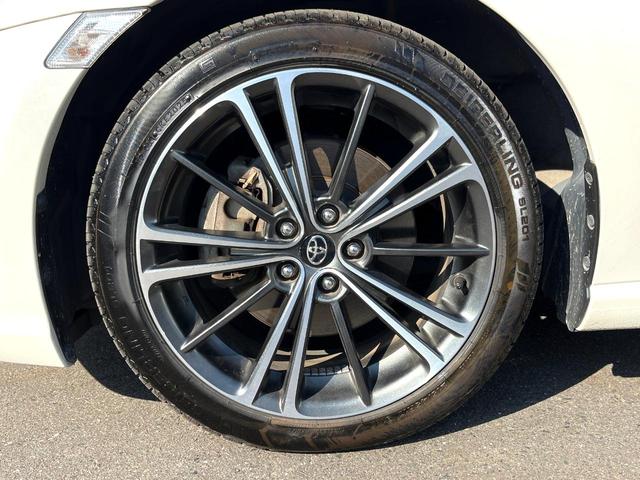 ８６ ＧＴ　バックカメラ　禁煙車　ドラレコ　スマートキー　ＨＩＤヘッド　ＥＴＣ　クルコン　純正１７インチアルミ　デュアルエアコン　Ｂｌｕｅｔｏｏｔｈ　ＣＤ　ＤＶＤ再生　フルセグ　パドルシフト（46枚目）