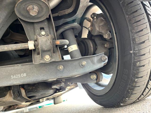 ８６ ＧＴ　バックカメラ　禁煙車　ドラレコ　スマートキー　ＨＩＤヘッド　ＥＴＣ　クルコン　純正１７インチアルミ　デュアルエアコン　Ｂｌｕｅｔｏｏｔｈ　ＣＤ　ＤＶＤ再生　フルセグ　パドルシフト（48枚目）