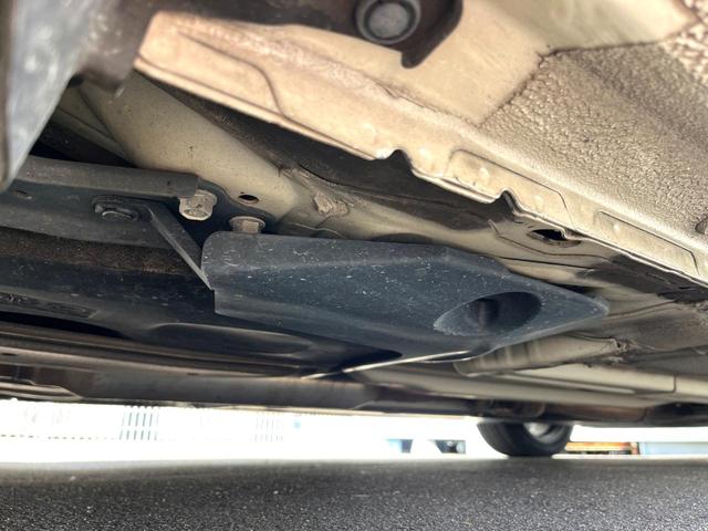 ８６ ＧＴ　バックカメラ　禁煙車　ドラレコ　スマートキー　ＨＩＤヘッド　ＥＴＣ　クルコン　純正１７インチアルミ　デュアルエアコン　Ｂｌｕｅｔｏｏｔｈ　ＣＤ　ＤＶＤ再生　フルセグ　パドルシフト（49枚目）