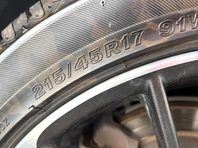 ８６ ＧＴ　バックカメラ　禁煙車　ドラレコ　スマートキー　ＨＩＤヘッド　ＥＴＣ　クルコン　純正１７インチアルミ　デュアルエアコン　Ｂｌｕｅｔｏｏｔｈ　ＣＤ　ＤＶＤ再生　フルセグ　パドルシフト（50枚目）