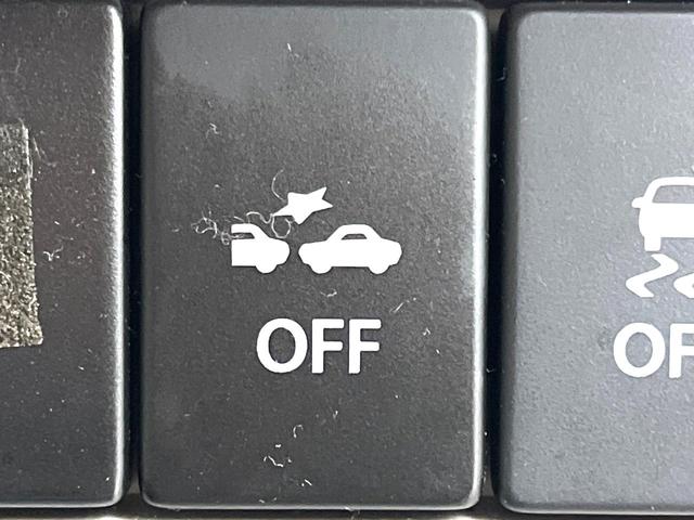 アルトラパン Ｓ　衝突被害軽減システム　禁煙車　シートヒーター　スマートキー　ＨＩＤヘッド　ＥＴＣ　オートライト　Ｂｌｕｅｔｏｏｔｈ　ＣＤ　ＤＶＤ再生　フルセグ（5枚目）