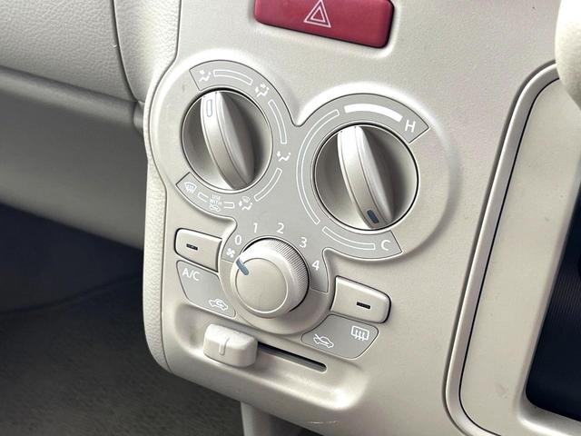 アルトラパン Ｓ　衝突被害軽減システム　禁煙車　シートヒーター　スマートキー　ＨＩＤヘッド　ＥＴＣ　オートライト　Ｂｌｕｅｔｏｏｔｈ　ＣＤ　ＤＶＤ再生　フルセグ（28枚目）