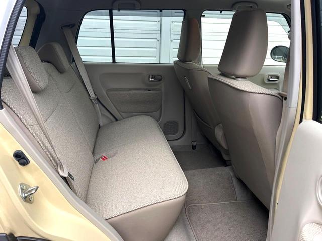 アルトラパン Ｓ　衝突被害軽減システム　禁煙車　シートヒーター　スマートキー　ＨＩＤヘッド　ＥＴＣ　オートライト　Ｂｌｕｅｔｏｏｔｈ　ＣＤ　ＤＶＤ再生　フルセグ（30枚目）