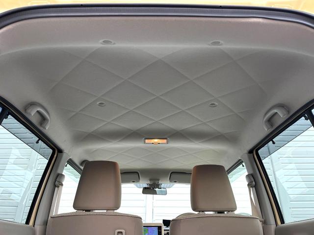 アルトラパン Ｓ　衝突被害軽減システム　禁煙車　シートヒーター　スマートキー　ＨＩＤヘッド　ＥＴＣ　オートライト　Ｂｌｕｅｔｏｏｔｈ　ＣＤ　ＤＶＤ再生　フルセグ（36枚目）