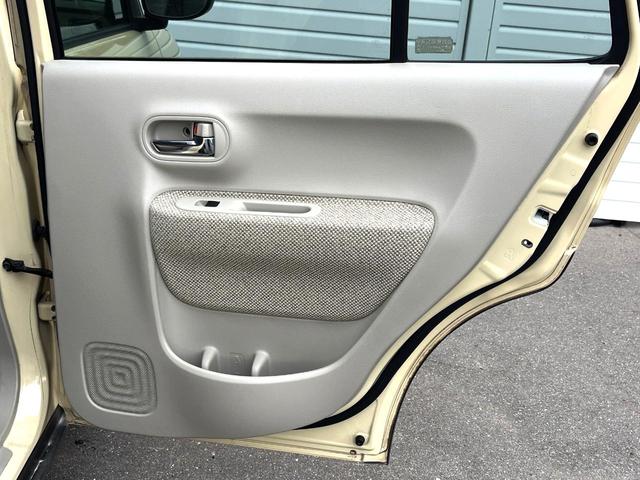 アルトラパン Ｓ　衝突被害軽減システム　禁煙車　シートヒーター　スマートキー　ＨＩＤヘッド　ＥＴＣ　オートライト　Ｂｌｕｅｔｏｏｔｈ　ＣＤ　ＤＶＤ再生　フルセグ（38枚目）