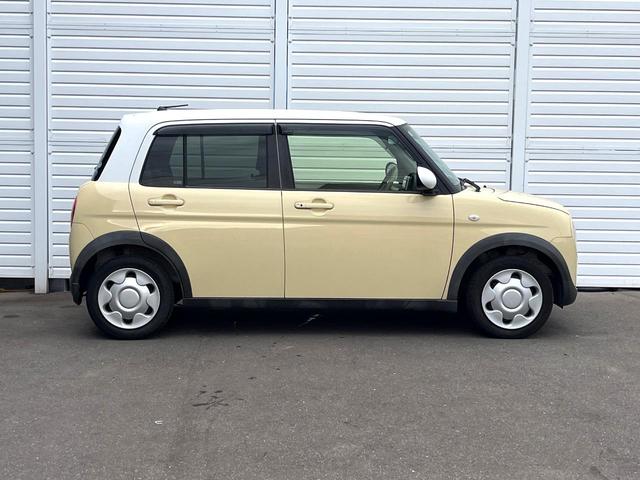 アルトラパン Ｓ　衝突被害軽減システム　禁煙車　シートヒーター　スマートキー　ＨＩＤヘッド　ＥＴＣ　オートライト　Ｂｌｕｅｔｏｏｔｈ　ＣＤ　ＤＶＤ再生　フルセグ（44枚目）