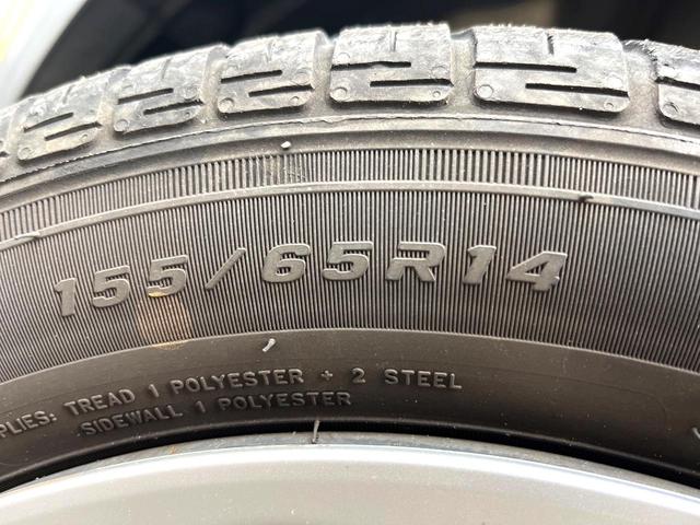 アルトラパン Ｓ　衝突被害軽減システム　禁煙車　シートヒーター　スマートキー　ＨＩＤヘッド　ＥＴＣ　オートライト　Ｂｌｕｅｔｏｏｔｈ　ＣＤ　ＤＶＤ再生　フルセグ（49枚目）