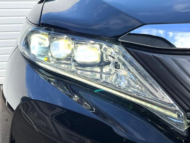 ハリアー プレミアム バックカメラ レーダークルーズ 電動リアゲート ハーフレザーシート パワーシート スマートキー LEDヘッド ビルトインETC 純正18インチアルミ オートライト デュアルエアコン(12枚目)