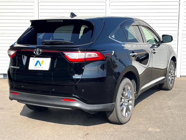 ハリアー プレミアム バックカメラ レーダークルーズ 電動リアゲート ハーフレザーシート パワーシート スマートキー LEDヘッド ビルトインETC 純正18インチアルミ オートライト デュアルエアコン(17枚目)