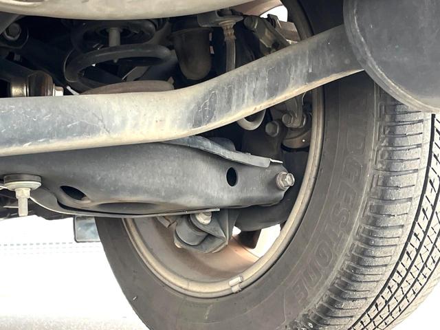 ハリアー プレミアム バックカメラ レーダークルーズ 電動リアゲート ハーフレザーシート パワーシート スマートキー LEDヘッド ビルトインETC 純正18インチアルミ オートライト デュアルエアコン(52枚目)