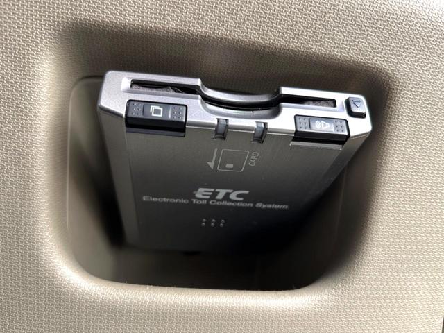 ムーヴ Ｘ　ＳＡ　純正ＳＤナビ　バックカメラ　衝突被害軽減システム　禁煙車　ドラレコ　スマートキー　ＥＴＣ　純正１４インチアルミ　オートライト　オートエアコン　ＣＤ　ＤＶＤ再生　地デジ（6枚目）