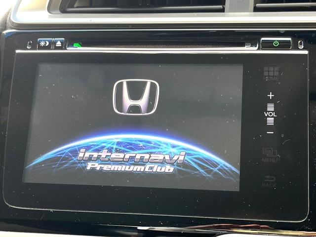 フィットハイブリッド Lパッケージ バックカメラ 禁煙車 ドラレコ スマートキー LEDヘッド ETC クルコン 純正15インチアルミ オートライト オートエアコン Bluetooth CD 地デジ(3枚目)