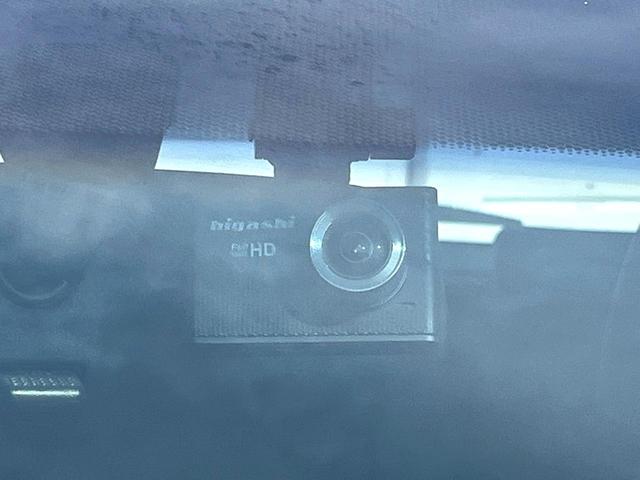 フィットハイブリッド Lパッケージ バックカメラ 禁煙車 ドラレコ スマートキー LEDヘッド ETC クルコン 純正15インチアルミ オートライト オートエアコン Bluetooth CD 地デジ(7枚目)