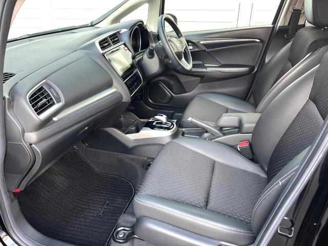 フィットハイブリッド Lパッケージ バックカメラ 禁煙車 ドラレコ スマートキー LEDヘッド ETC クルコン 純正15インチアルミ オートライト オートエアコン Bluetooth CD 地デジ(35枚目)