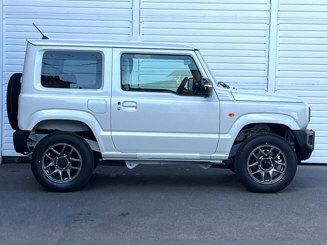 ジムニー ＸＣ　４ＷＤ　衝突被害軽減システム　レーダークルーズ　禁煙車　スマートキー　ＬＥＤヘッド　純正１６インチアルミ　車線逸脱警報　オートライト　オートエアコン（40枚目）