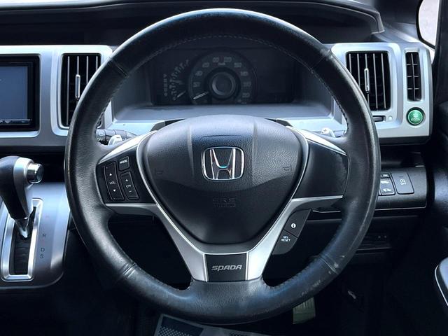 ステップワゴンスパーダ Z 両側電動ドア SDナビ バックカメラ スマートキー HIDヘッド ETC クルコン 純正16インチアルミ オートライト オートエアコン Bluetooth CD DVD再生 フルセグ(11枚目)