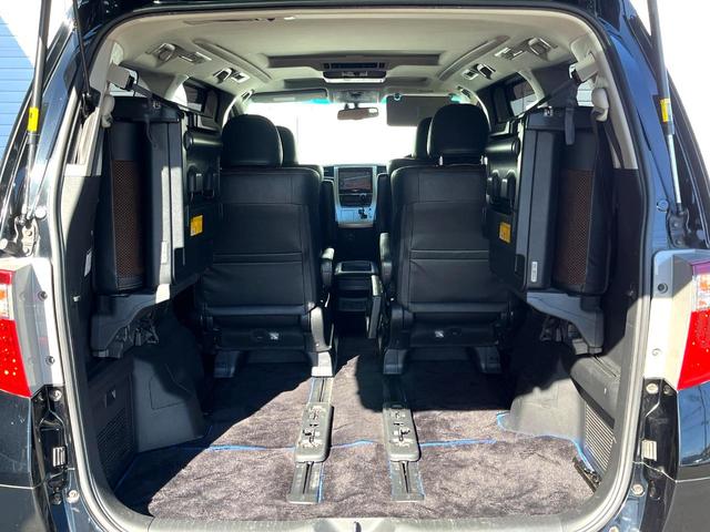 アルファード 240S タイプゴールドII サンルーフ エアロ 両側電動ドア 後席モニター バックカメラ 電動リアゲート ハーフレザーシート コーナーセンサー スマートキー HIDヘッド ビルトインETC 純正18インチアルミ オートライト(11枚目)