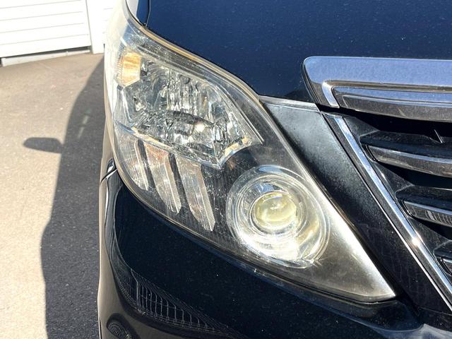 アルファード 240S タイプゴールドII サンルーフ エアロ 両側電動ドア 後席モニター バックカメラ 電動リアゲート ハーフレザーシート コーナーセンサー スマートキー HIDヘッド ビルトインETC 純正18インチアルミ オートライト(13枚目)