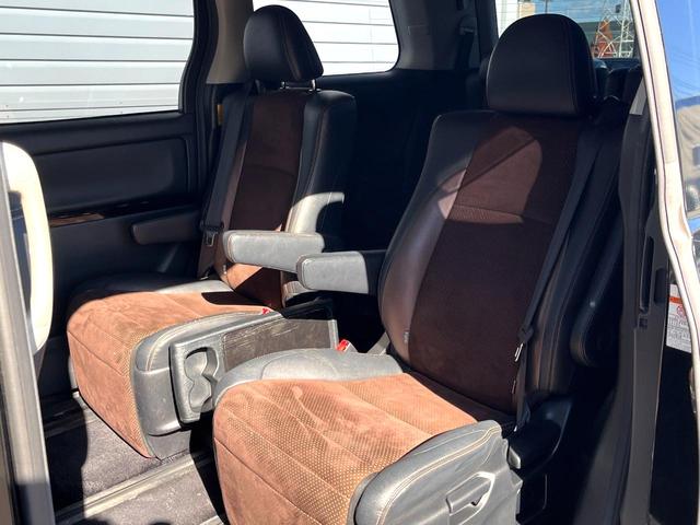 アルファード 240S タイプゴールドII サンルーフ エアロ 両側電動ドア 後席モニター バックカメラ 電動リアゲート ハーフレザーシート コーナーセンサー スマートキー HIDヘッド ビルトインETC 純正18インチアルミ オートライト(40枚目)