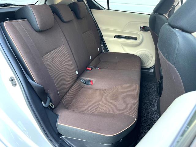 アクア G スマートキー オートライト オートエアコン CD(9枚目)