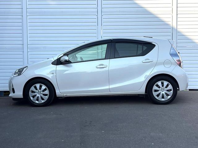 アクア G スマートキー オートライト オートエアコン CD(45枚目)