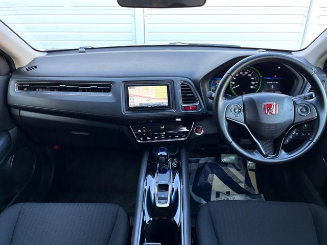 ヴェゼル ハイブリッドX SDナビ バックカメラ スマートキー LEDヘッド ETC クルコン 純正17インチアルミ オートライト オートエアコン Bluetooth CD DVD再生 地デジ パドルシフト(2枚目)